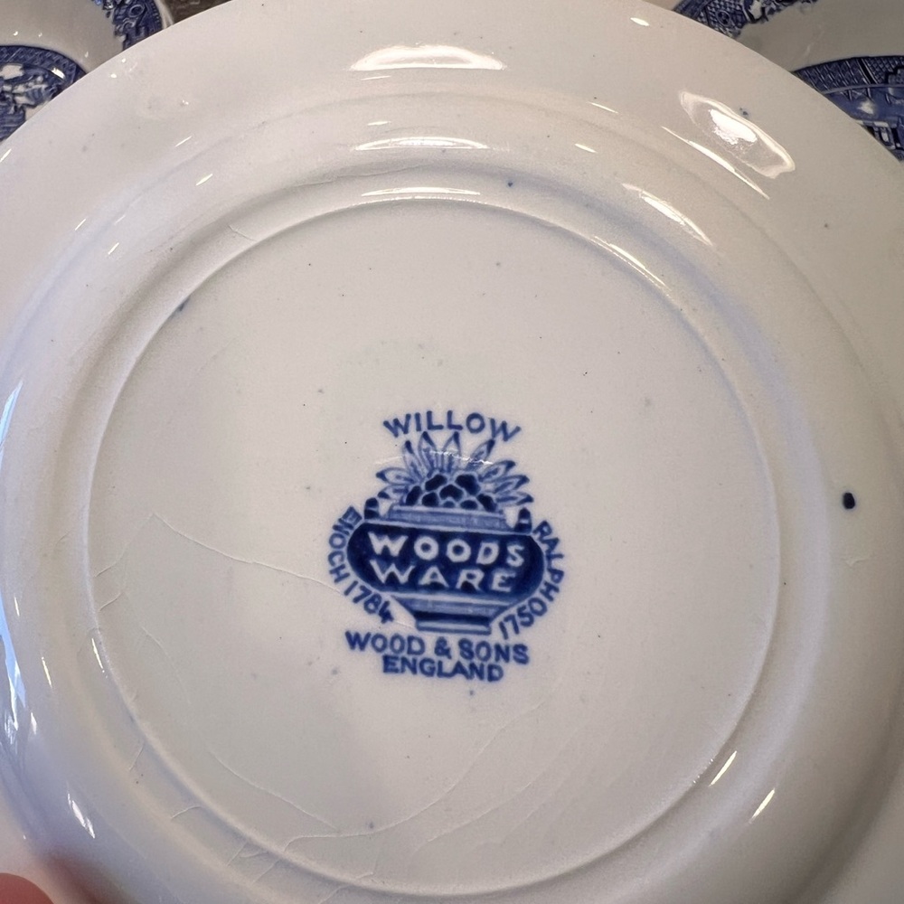 Blue Willow Woods set 2/3. Most in great condition.  Few w chip/cracks shown